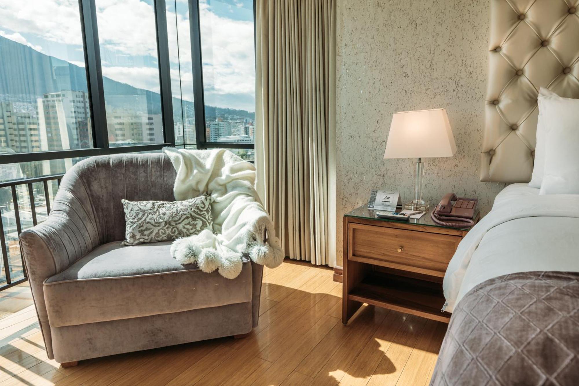 Hotel Rio Amazonas Quito Exteriör bild